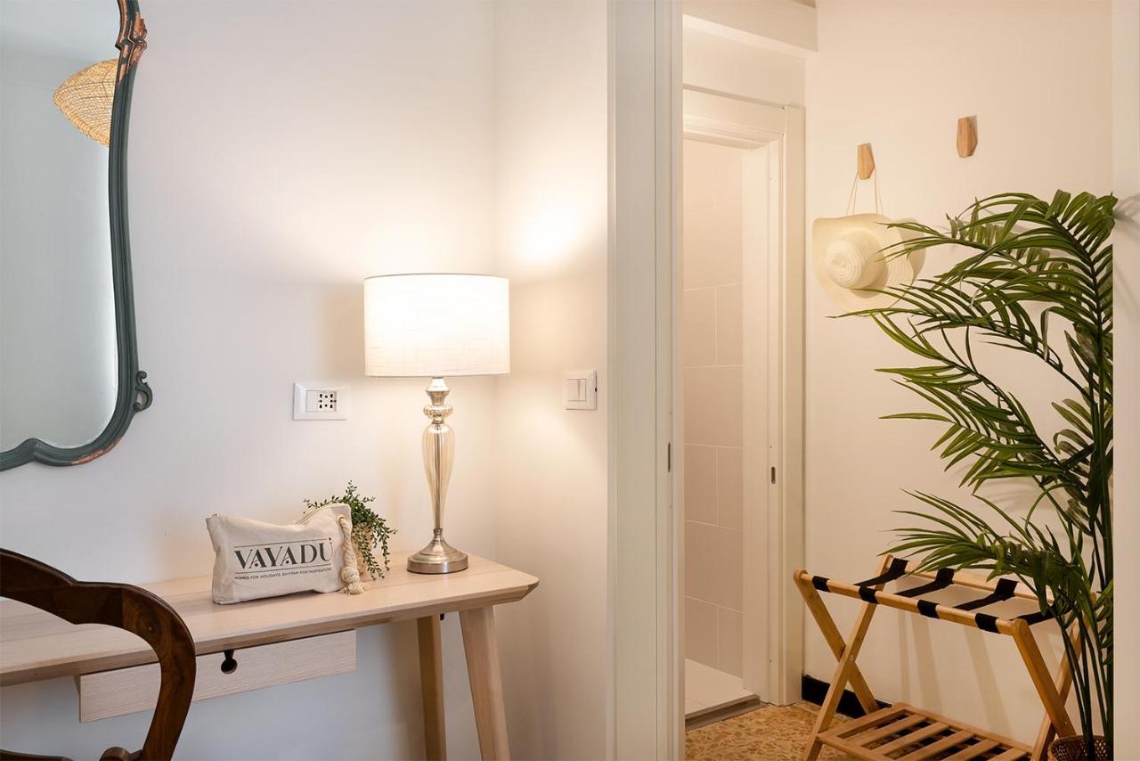 Ensemble Rooms Di Vayadu Alassio Kültér fotó