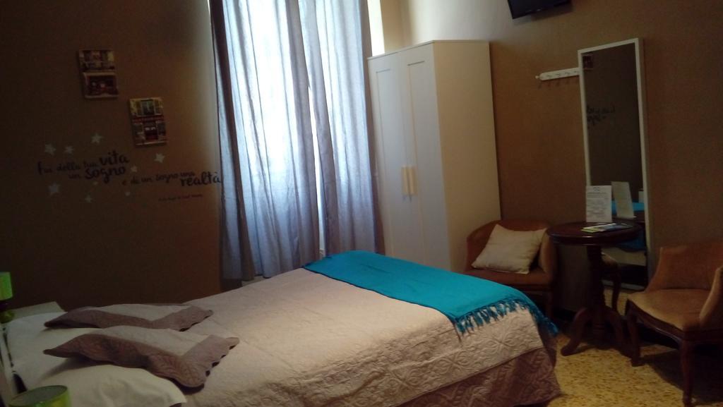 Ensemble Rooms Di Vayadu Alassio Kültér fotó