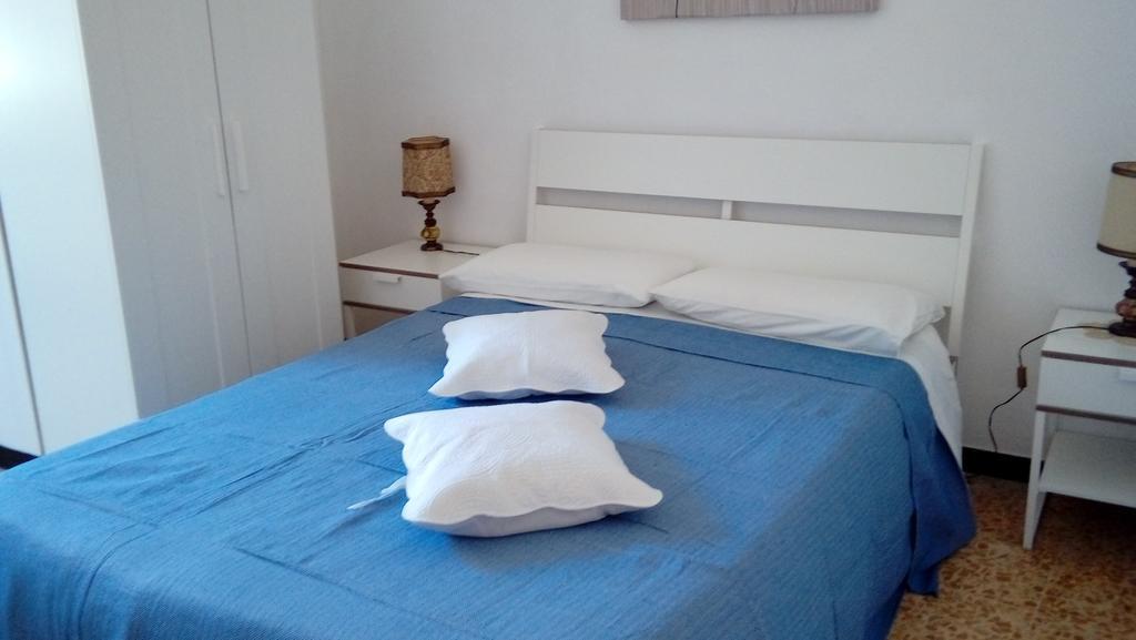 Ensemble Rooms Di Vayadu Alassio Kültér fotó